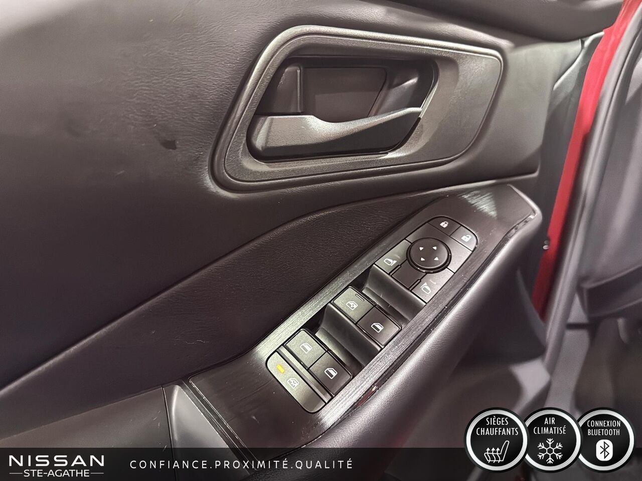 2024 Nissan Rogue S TI Red Saint-Jérôme - photo #15