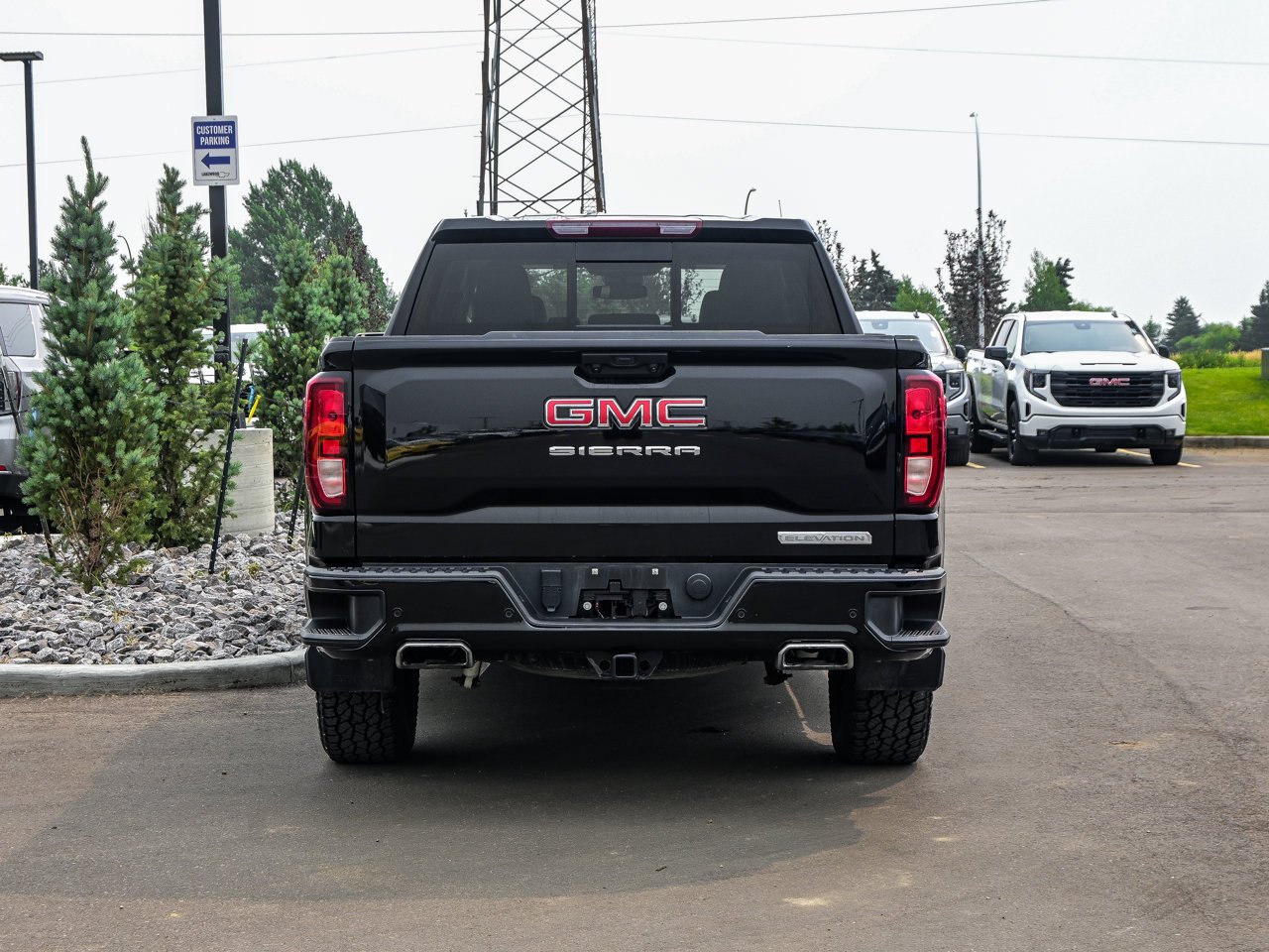 2024 GMC Sierra 1500 4WD Crew Cab 147 Elevation Black Sherwood Park - photo #11