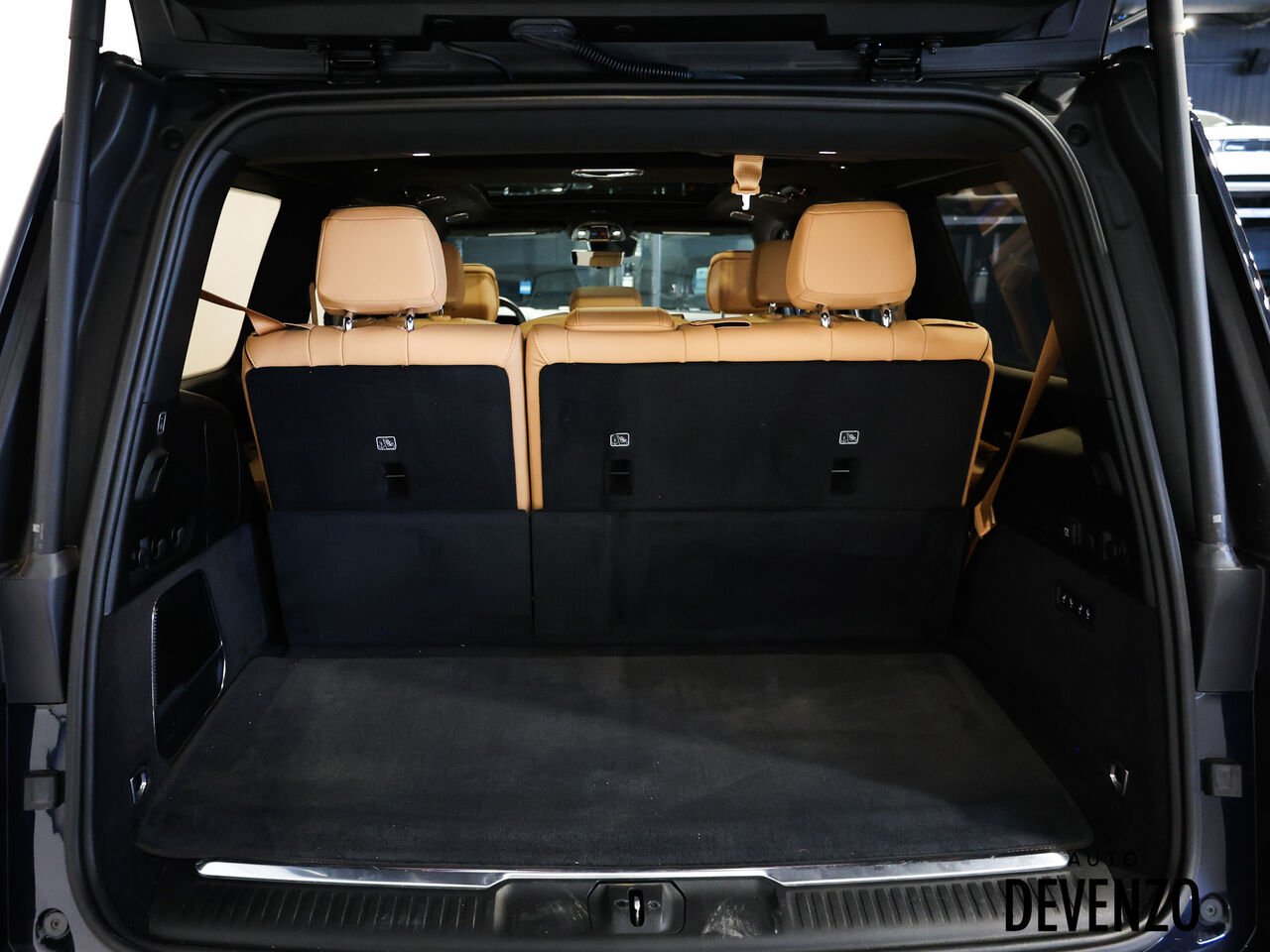 2024 Jeep Grand Wagoneer Blue Saint-Eustache - photo #27