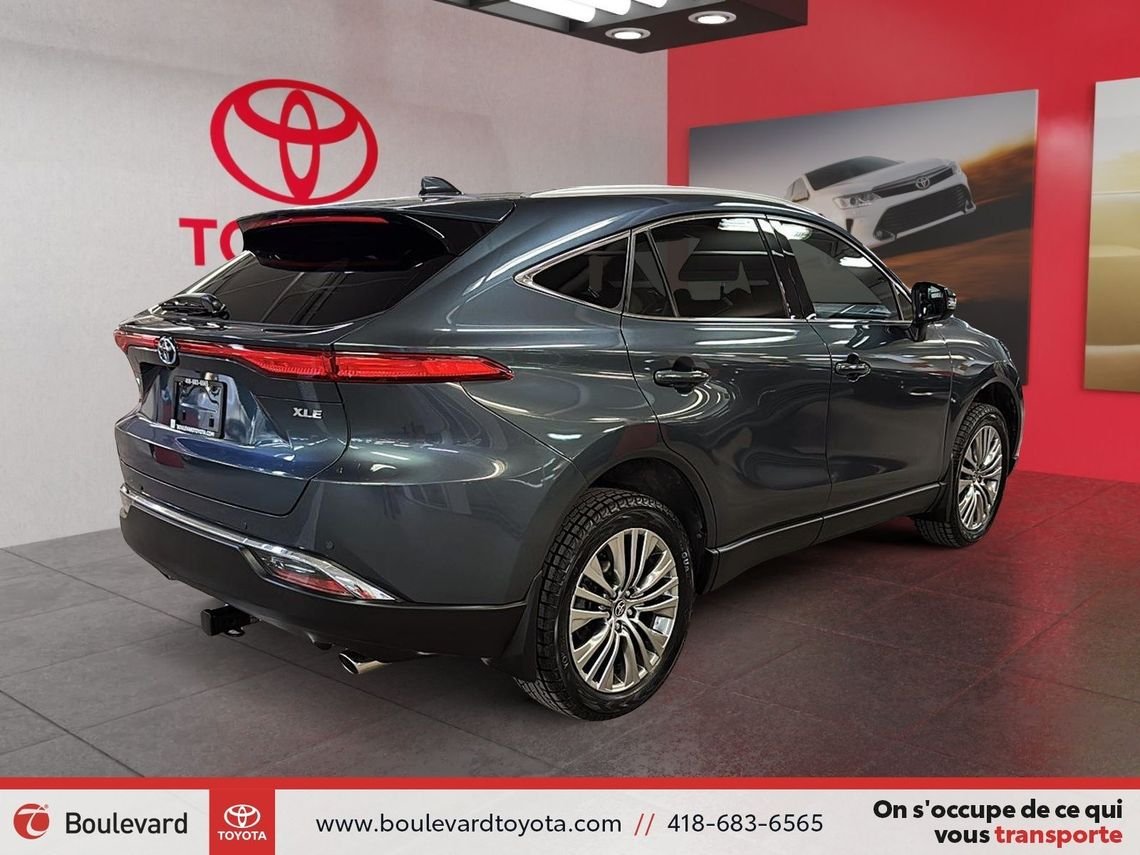 Toyota Venza 98389A-95 | XLE, AWD 2024 Gris côtier métallisé Québec - photo #3