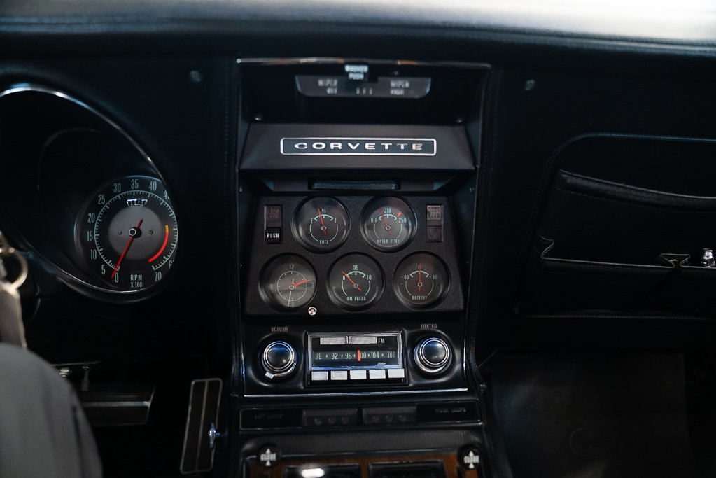 1970 Chevrolet Corvette Blue Montreal - photo #20