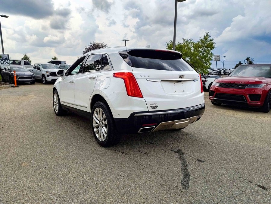 2018 Cadillac XT5 2018 White