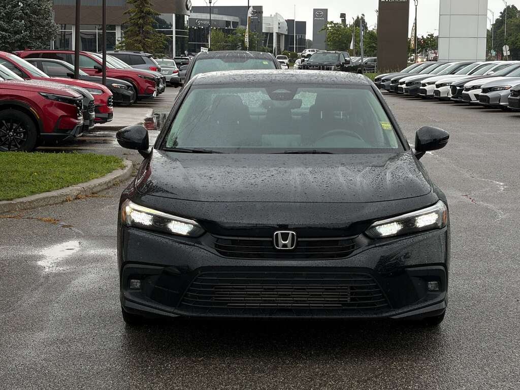 Honda Civic Touring 2023 Noir Gatineau - photo #1