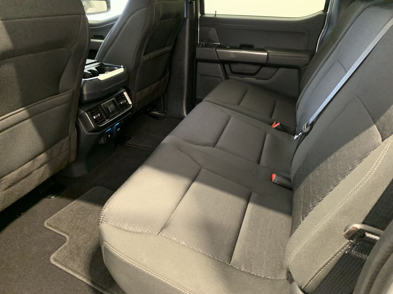 2023 Ford F-150 SUPERCREW XLT SPORT White Châteauguay - photo #23