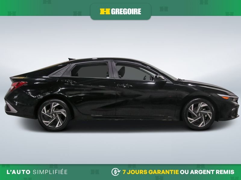 2024 Hyundai Elantra Black Blainville - photo #10