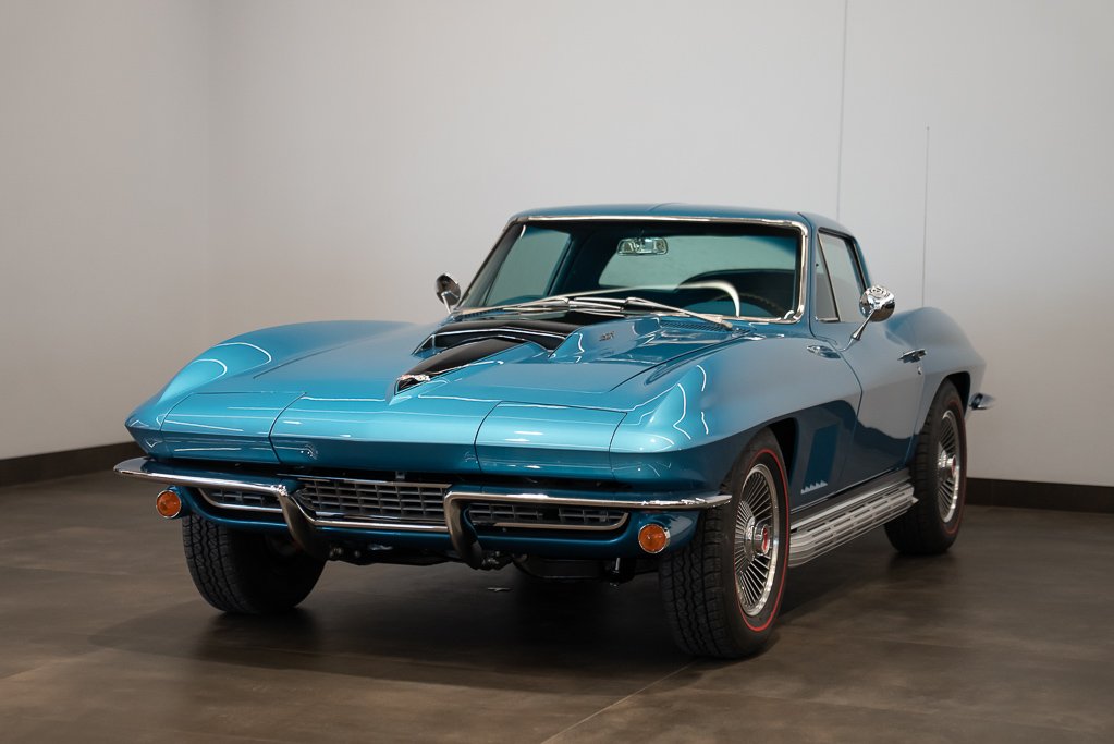 Chevrolet Corvette 1967 Bleu Montréal - photo #0