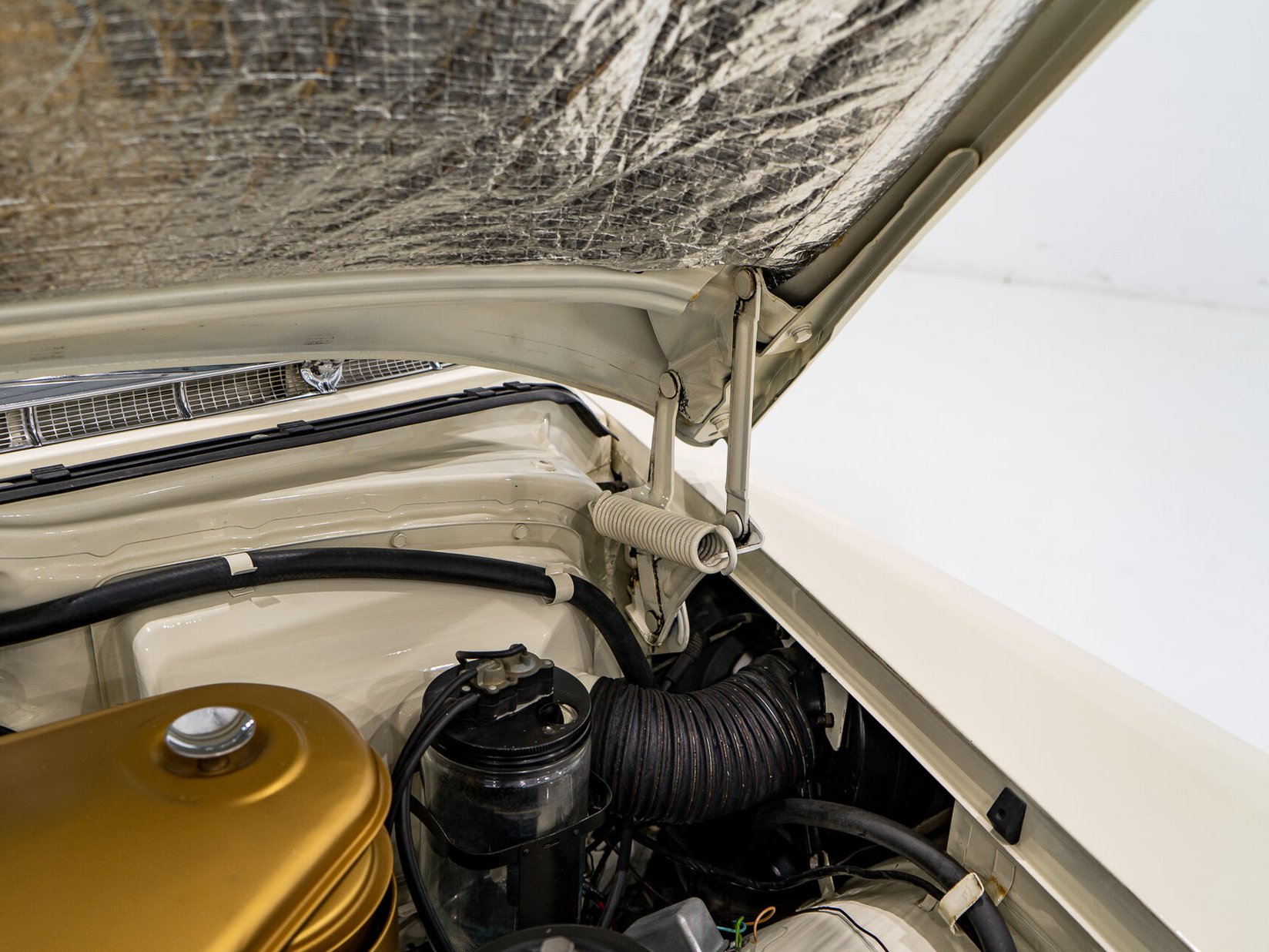 Cadillac Eldorado Seville With Factory A/C | PRIX EN USD 1956 Blanc Montréal - photo #20