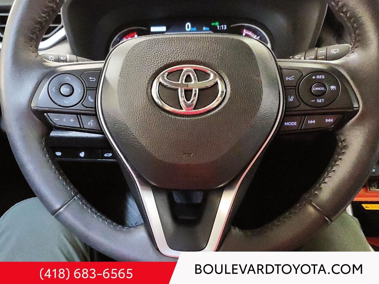 Toyota RAV4 97734B-130 | ADVENTURE 2024 Noir minuit métallisé Québec - photo #11