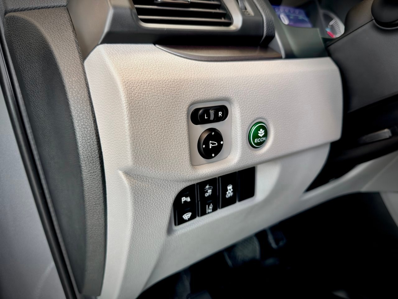 2019 Honda Pilot Silver Notre-Dame-des-Prairies - photo #27