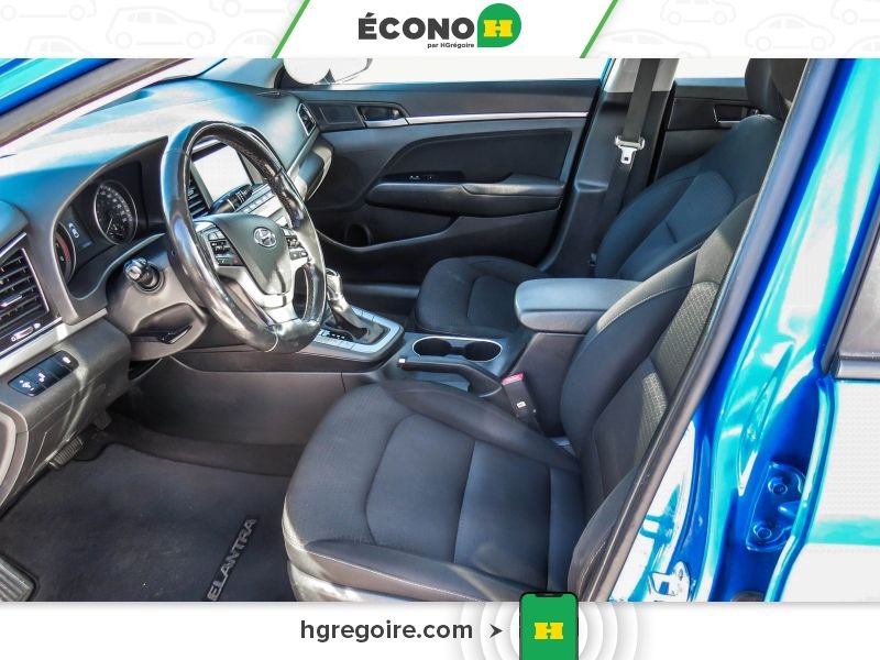 Hyundai Elantra 2017 Bleu Blainville - photo #9