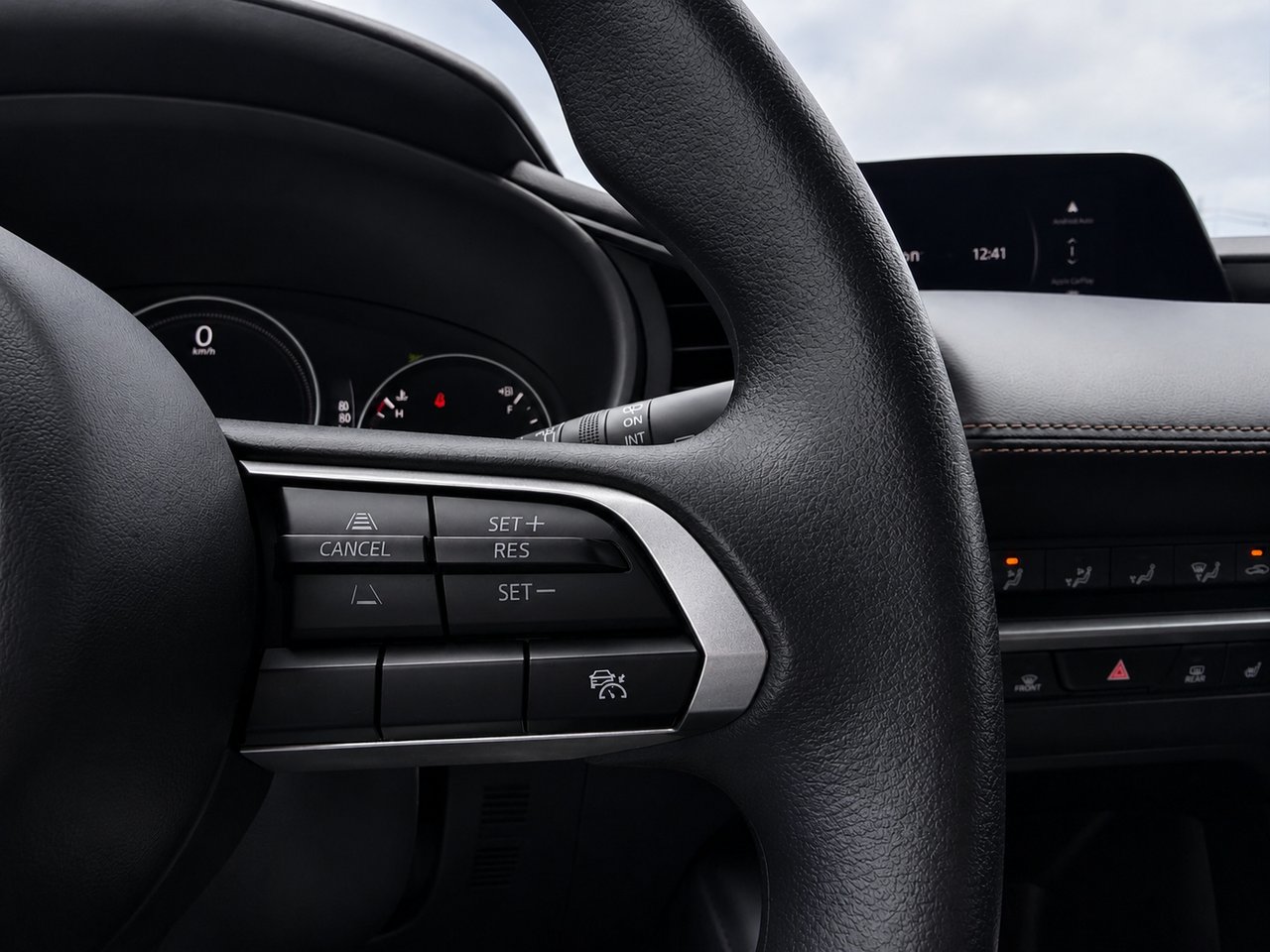 2025 Mazda Mazda3 Sport GX Black Châteauguay - photo #16
