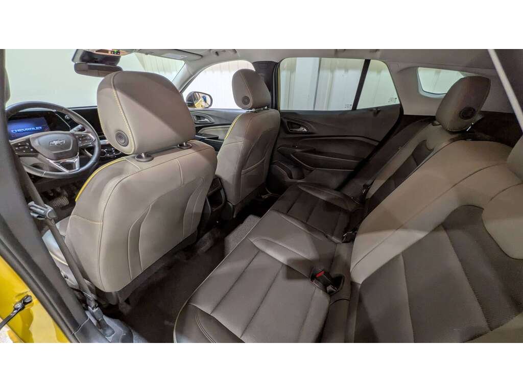 2025 Chevrolet Trax FWD 4dr ACTIV Green Val-David - photo #35