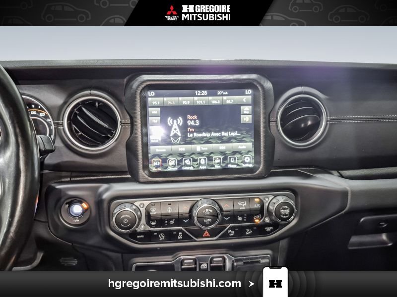 2020 Jeep Wrangler Unlimited Black Saint-Eustache - photo #21