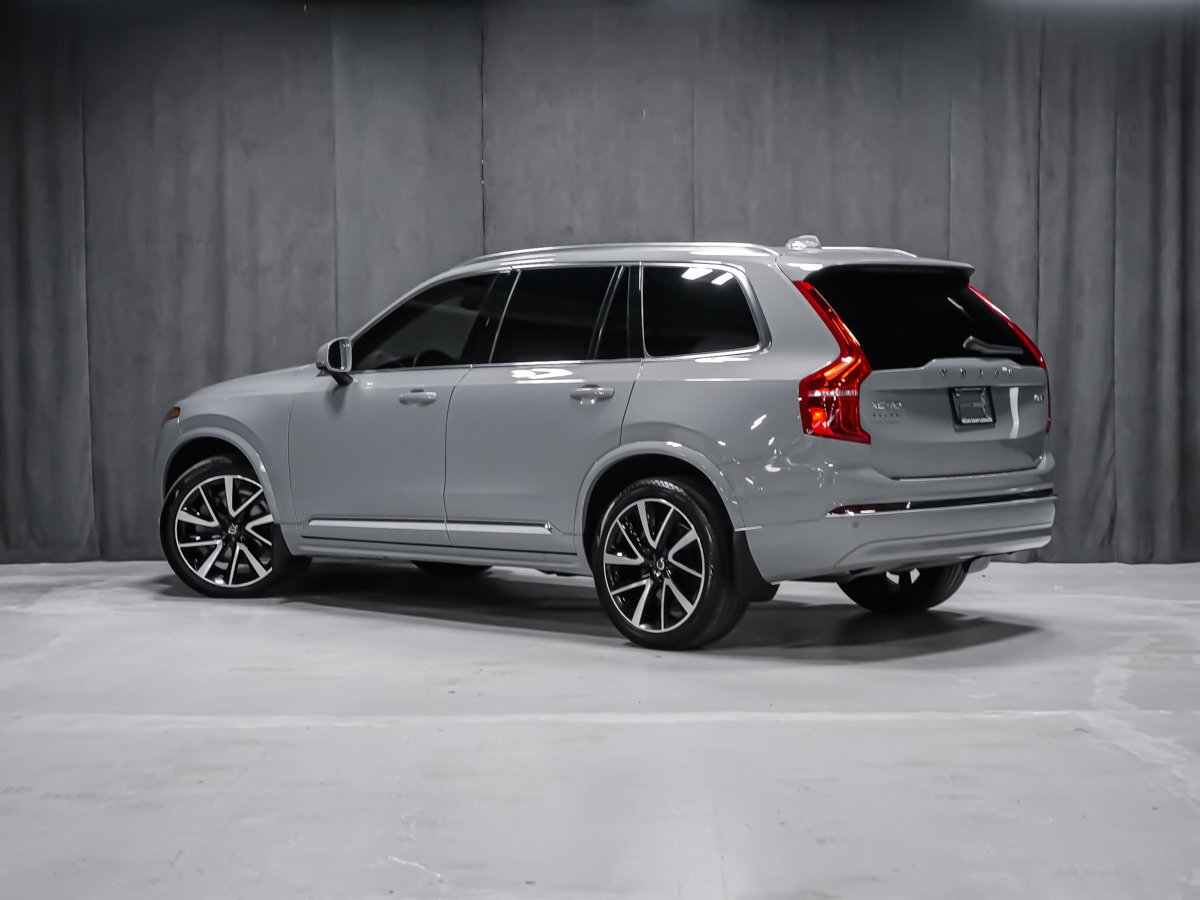 Volvo XC90 Plus Bright Theme 2024 Gris Montréal - photo #3