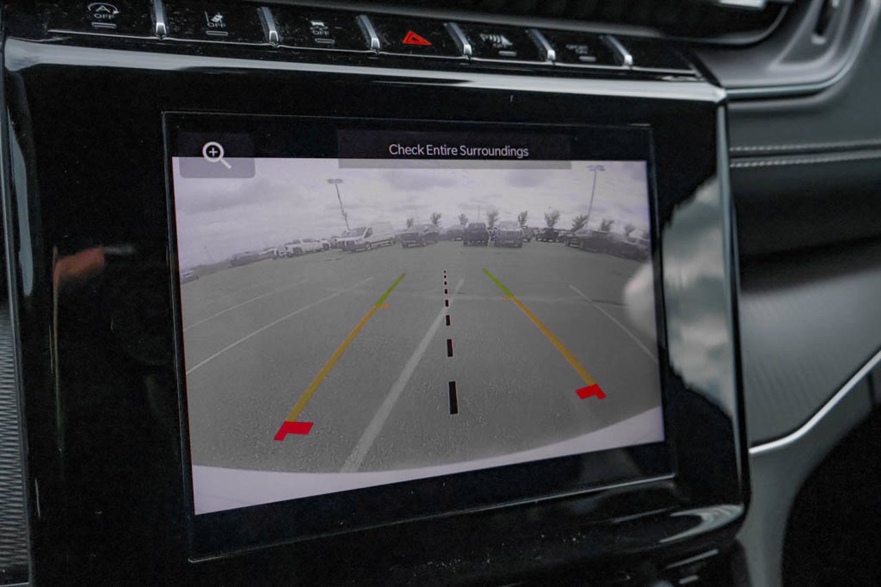 2025 Jeep Grand Cherokee Altitude 4x4 White Sherwood Park - photo #23