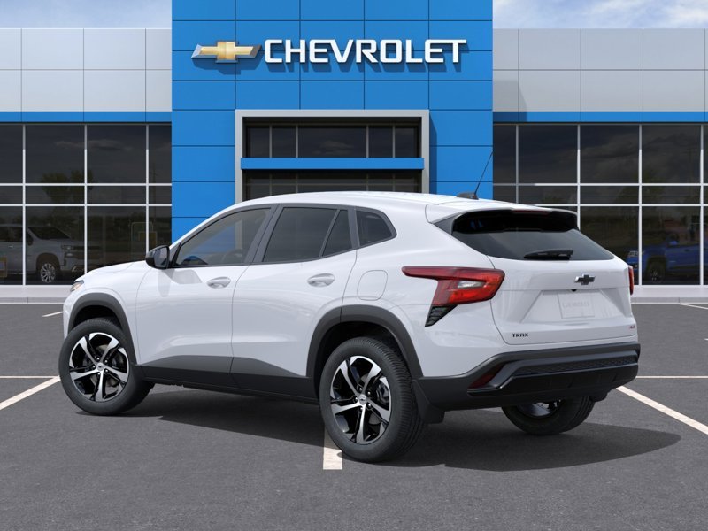 CHEVROLET Trax 1RS 4 portes TA 2026 Blanc sommet Ottawa & Gatineau - photo #2