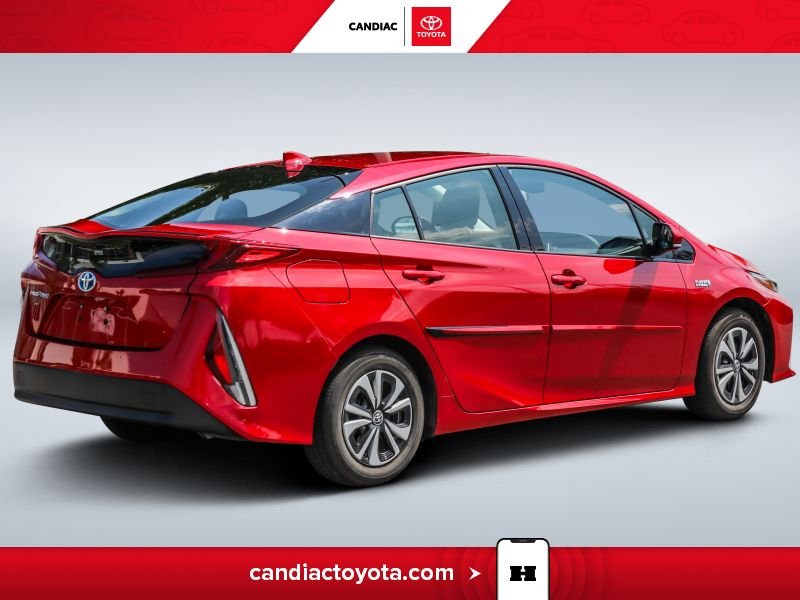 2019 Toyota Prius Red Saint-Eustache - photo #8