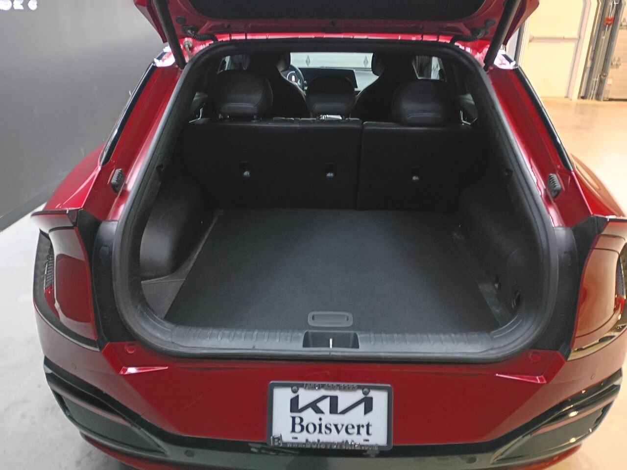 Kia EV6 2024 Rouge Blainville - photo #13