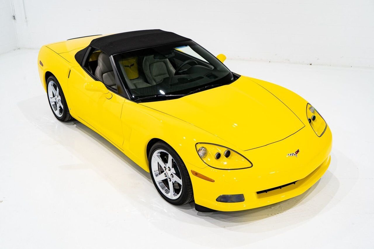 2008 Chevrolet Corvette PRIX EN USD | With Only 900km (563mi) From New With Window Sticker Yellow Montreal - photo #94