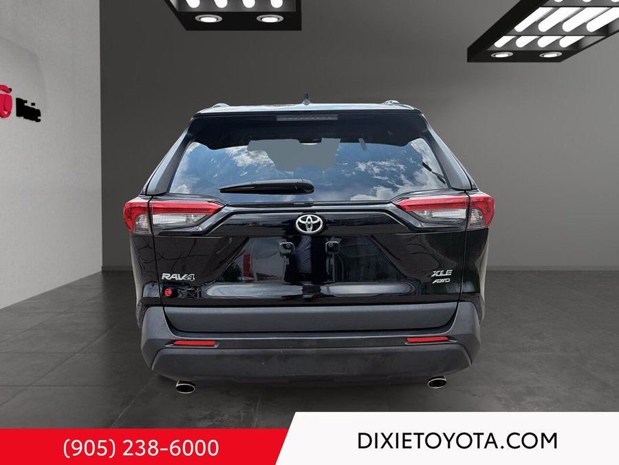 2021 Toyota RAV4 2021 Midnight Black Metallic