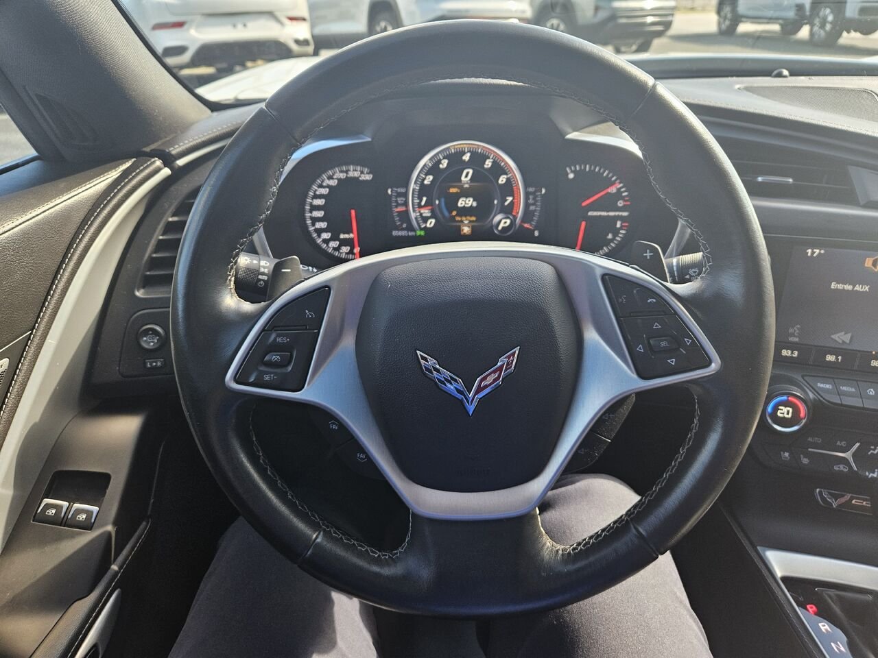 Chevrolet Corvette Stingray Z51 coupé 2 portes avec 2LT 2015 Blanc Thetford Mines - photo #9