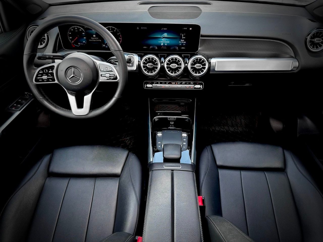 2021 Mercedes-Benz GLB White Notre-Dame-des-Prairies - photo #24