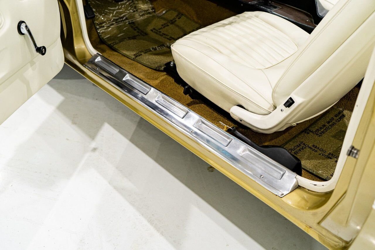 Dodge Challenger *PRIX EN USD* Convertible Fully restored to desirable specifications 1971 Or Montréal - photo #80