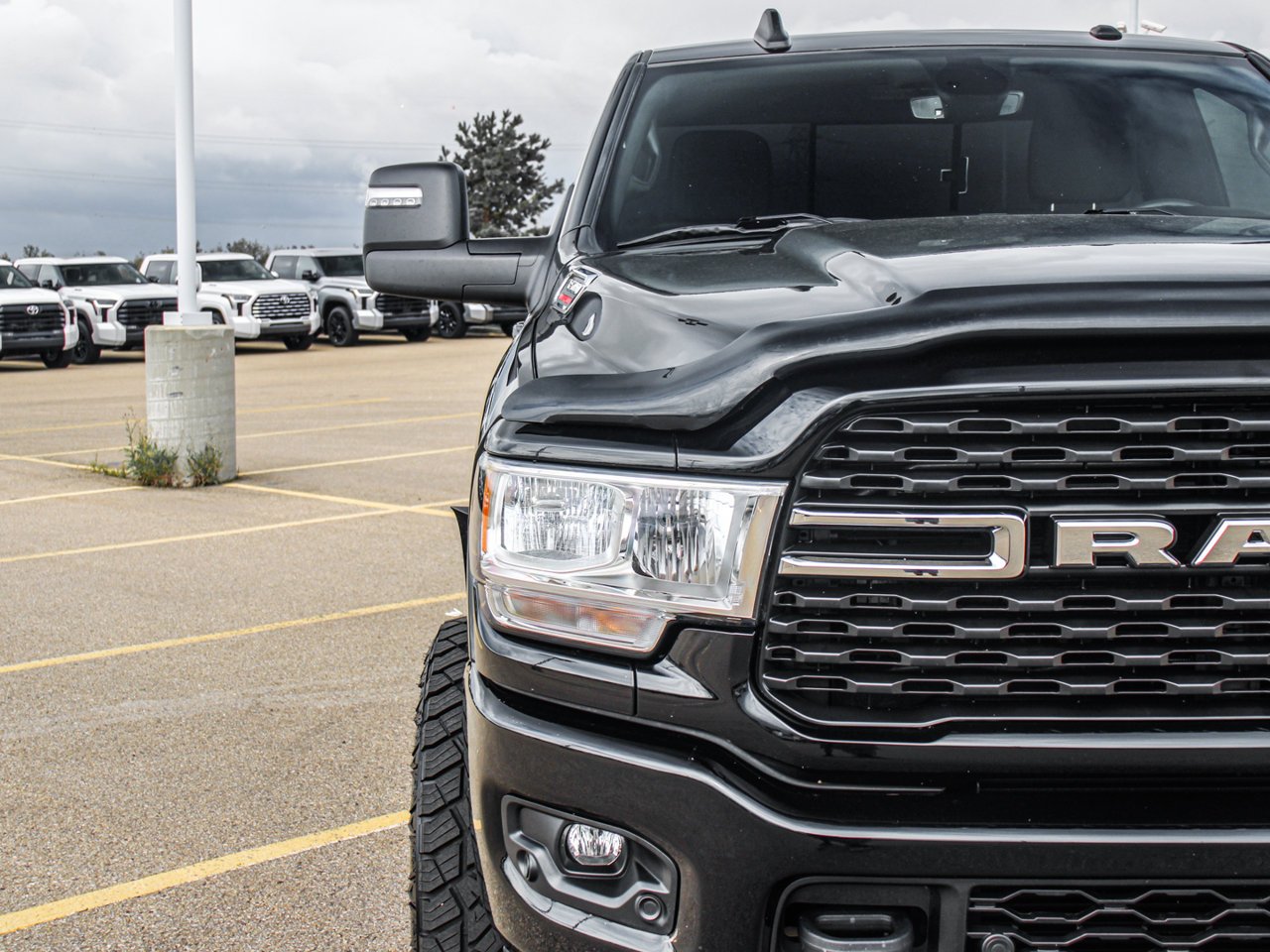 2024 Ram 3500 Big Horn 4x4 Reg Cab 8' Box Black Sherwood Park - photo #10