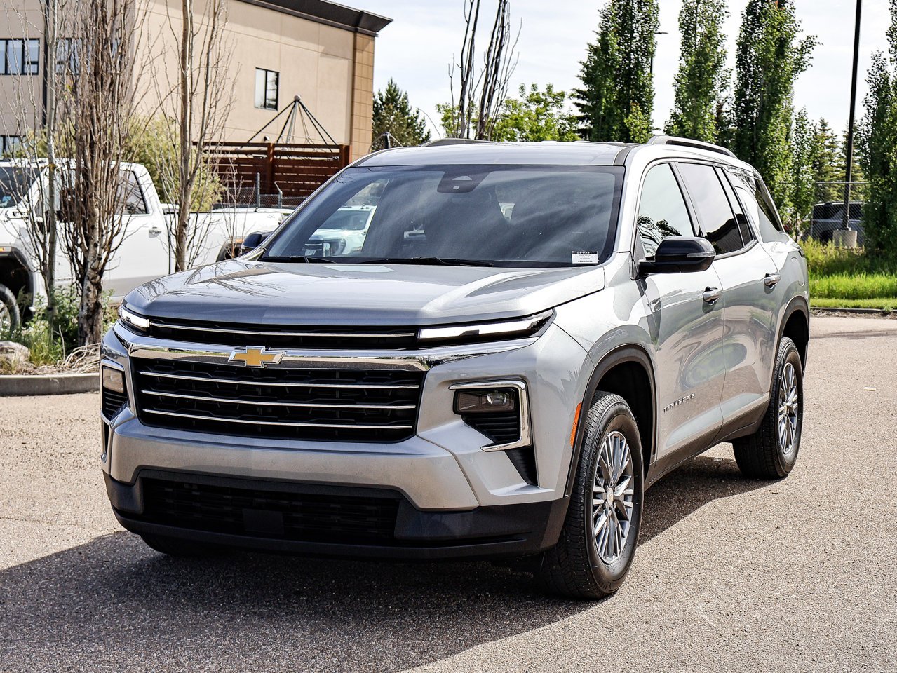 2026 Chevrolet Traverse AWD 4dr LT Grey Sherwood Park - photo #3