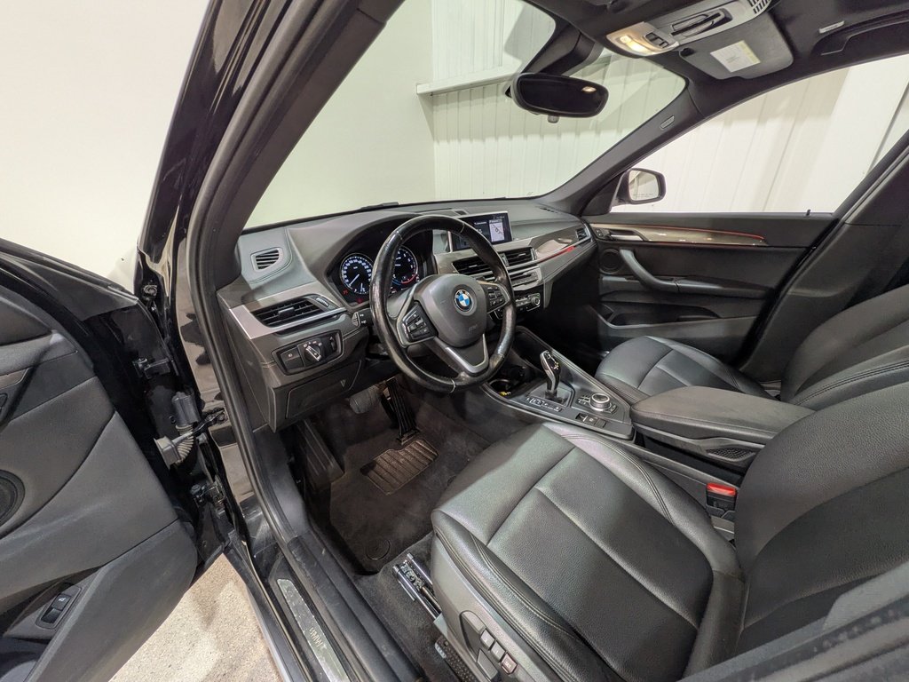 2020 BMW X1 xDrive28i Sports Activity Vehicle Black Val-David - photo #9