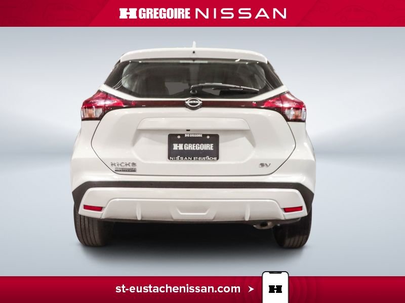 Nissan Kicks 2023 Blanc Laval - photo #10