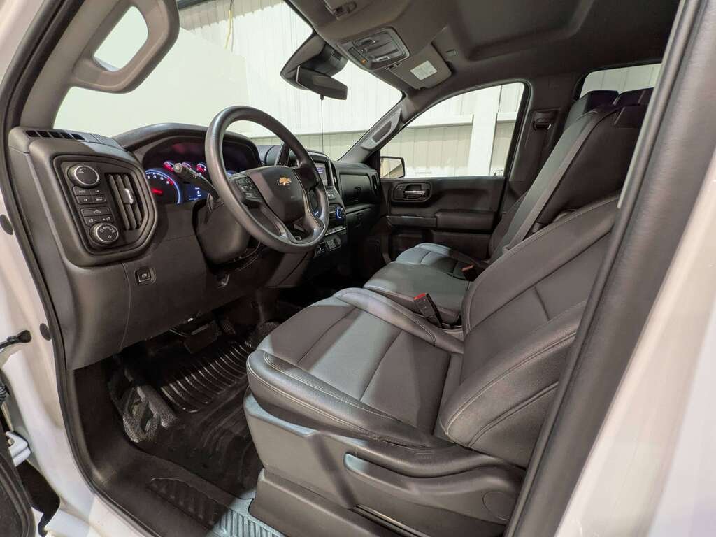 2023 Chevrolet Silverado 1500 4WD Crew Cab 157" Work Truck White Val-David - photo #8
