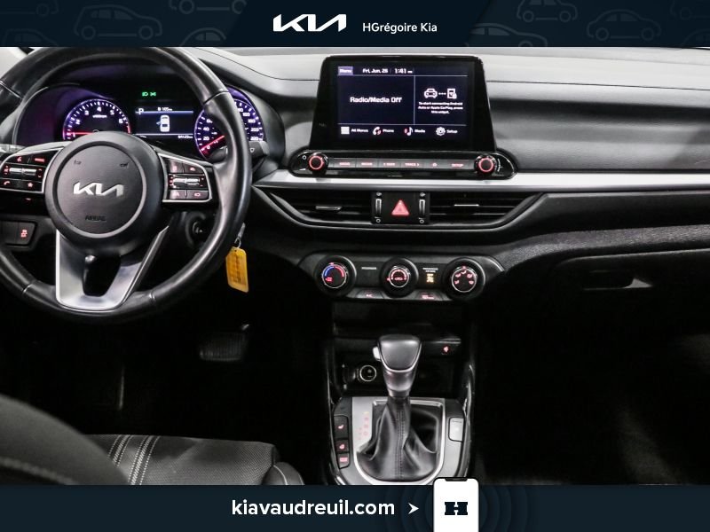 2023 Kia Forte Grey Blainville - photo #15