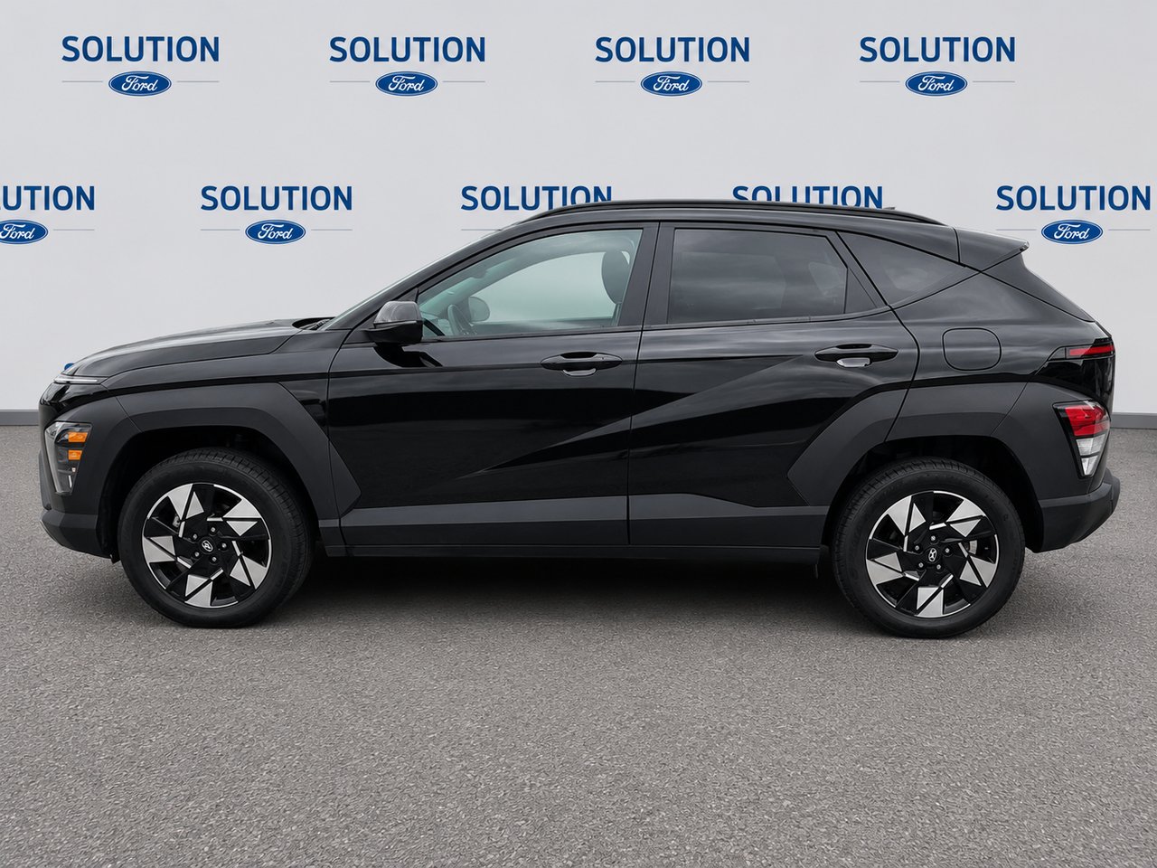 Hyundai Kona KONA 2024 Noir Châteauguay - photo #0