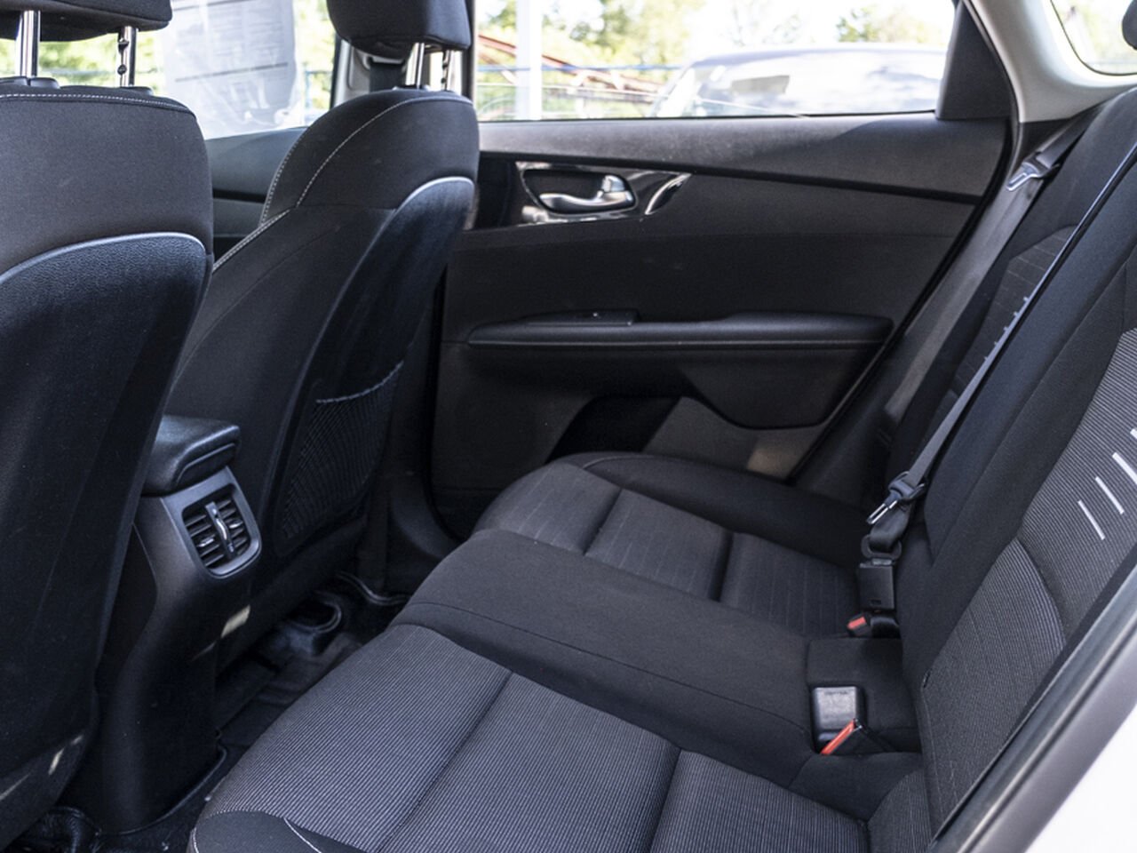 2020 Kia Forte5 White Gatineau - photo #19
