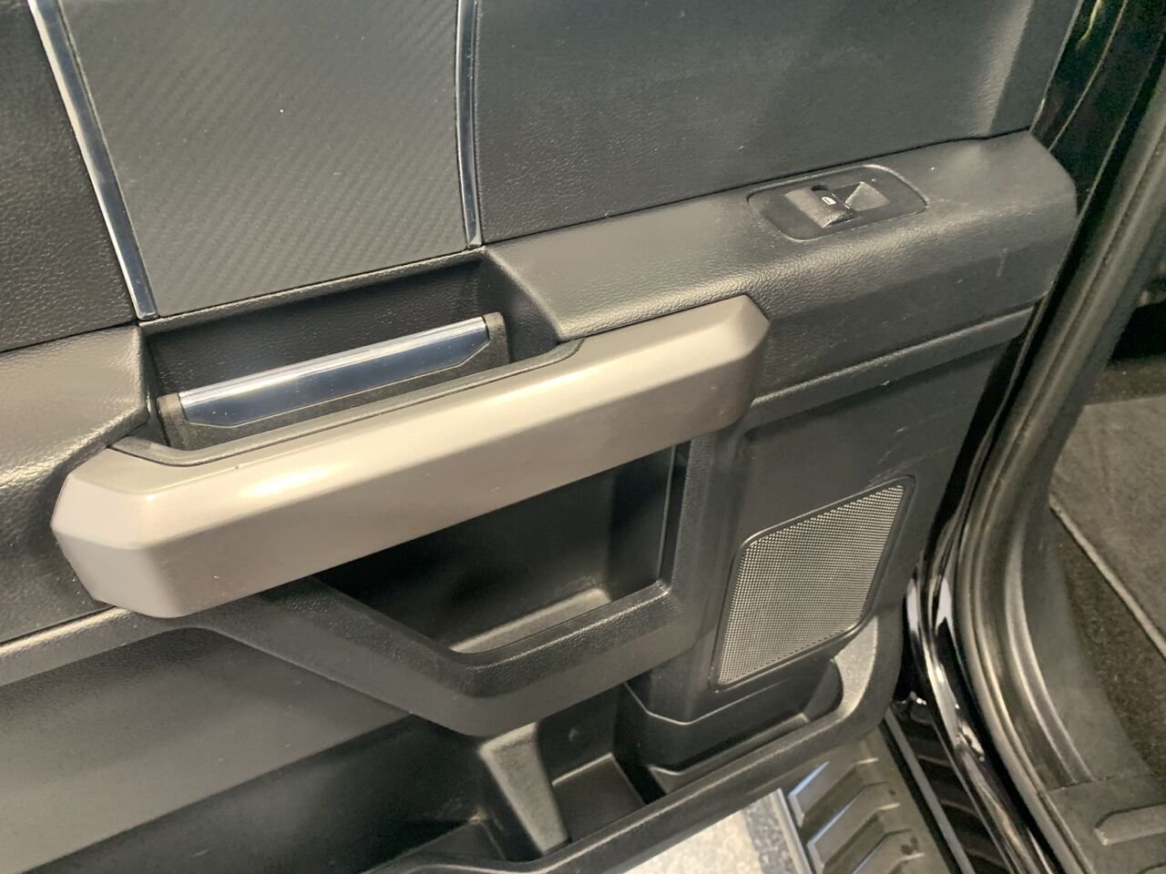 Ford F-150 XLT, SPORT, 302A, 2.7L, NAV, 145 WB 2019 Noir Châteauguay - photo #23