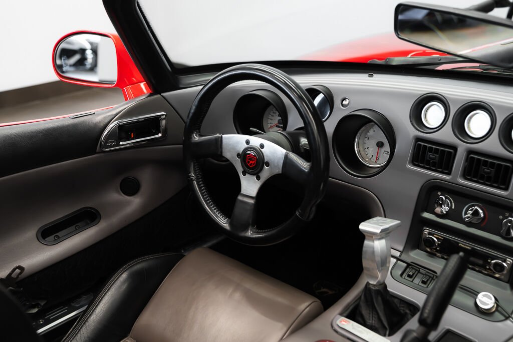 1994 Dodge Viper Red Montreal - photo #26