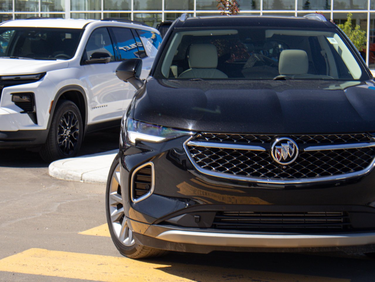 2022 Buick Envision AWD 4dr Avenir Black Sherwood Park - photo #4