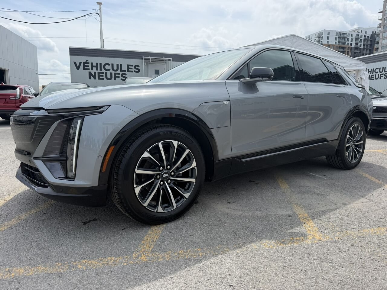Cadillac LYRIQ Sport AWD FINANCEMENT À PARTIR DE 0.99% 2024 Argent Laval - photo #3