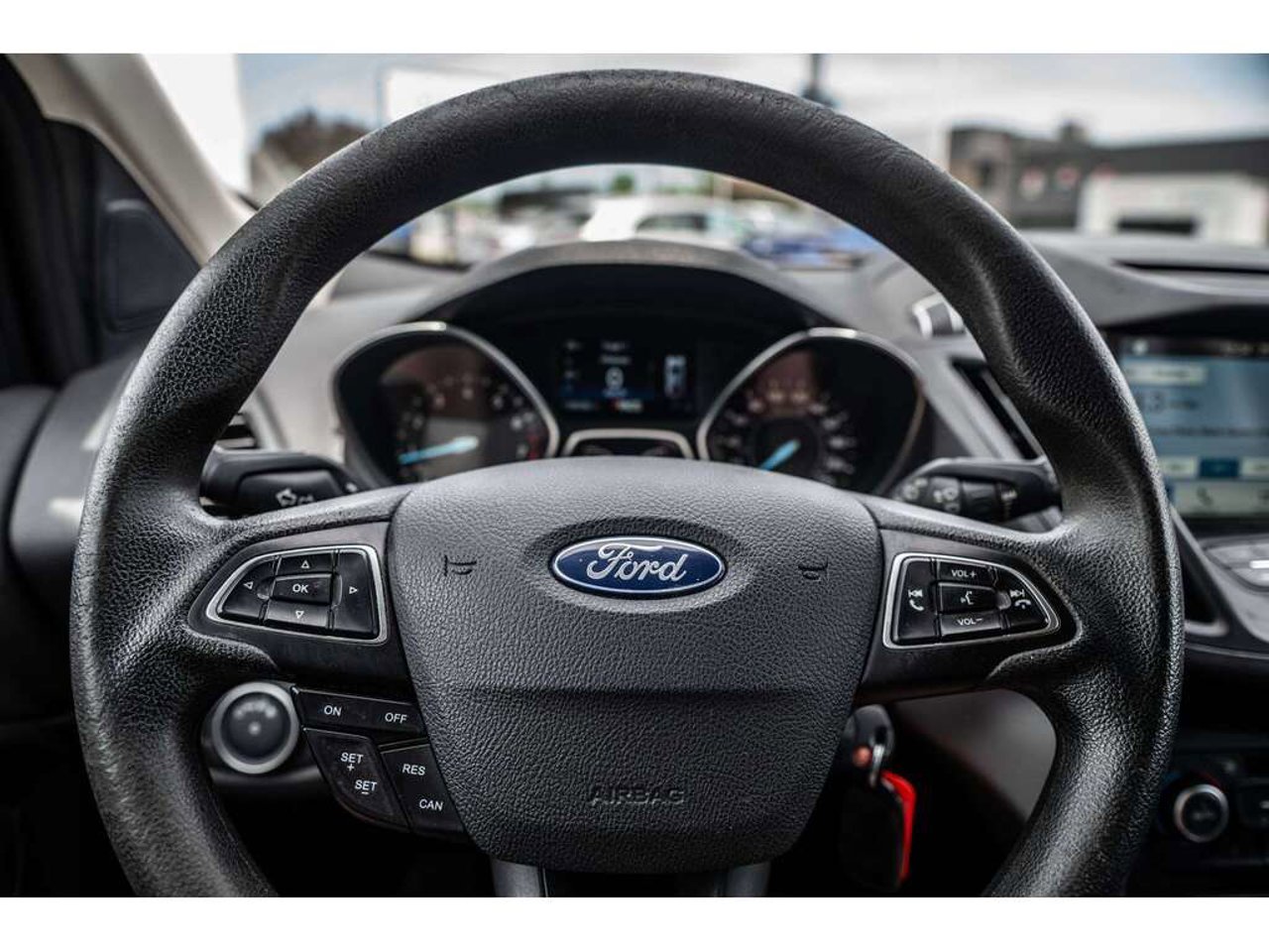 2018 Ford Escape Grey Sainte-Julienne - photo #16