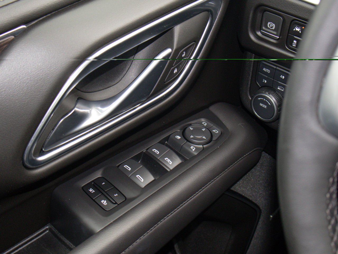 2023 Chevrolet Tahoe 4WD 4dr LT Grey Sherwood Park - photo #21