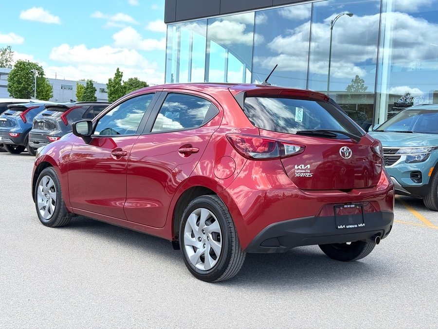 2020 Toyota Yaris 2020 Red