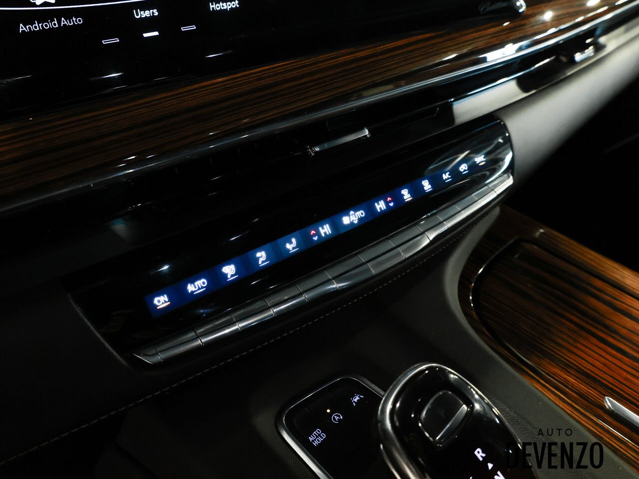 Cadillac Escalade 2022 Noir Saint-Eustache - photo #20
