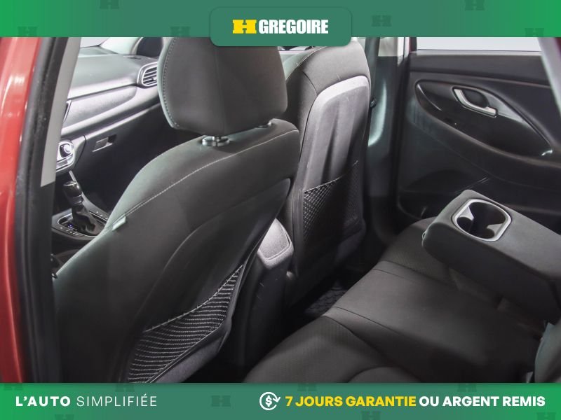 2020 Hyundai Elantra Red Saint-Eustache - photo #22