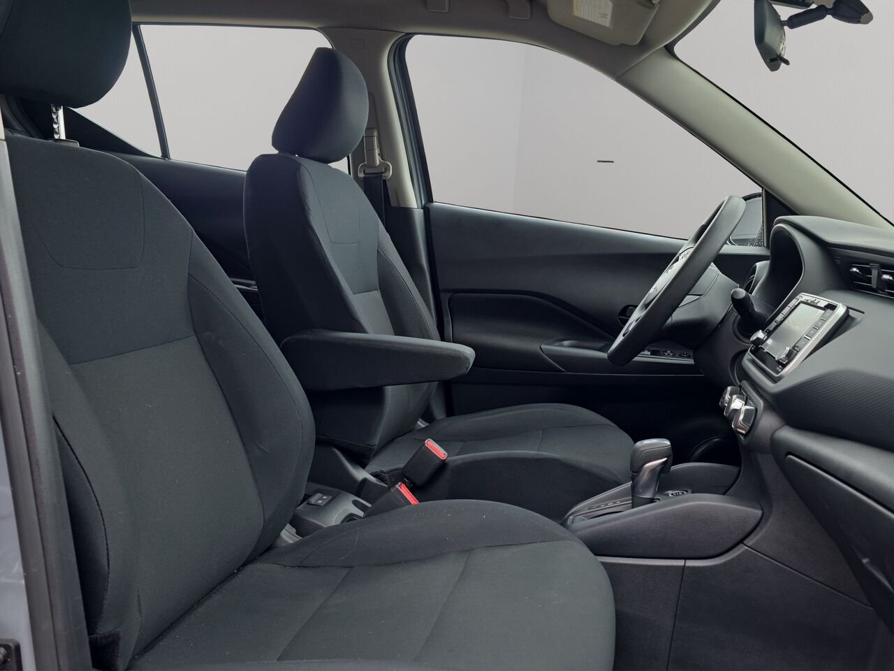 Nissan Kicks S TA, commande audio au volant, bluetooth 2024 Blanc Val-David - photo #13
