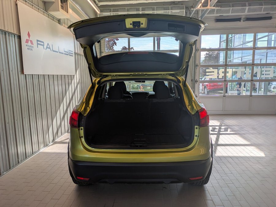 Nissan Qashqai SV 2017 Vert