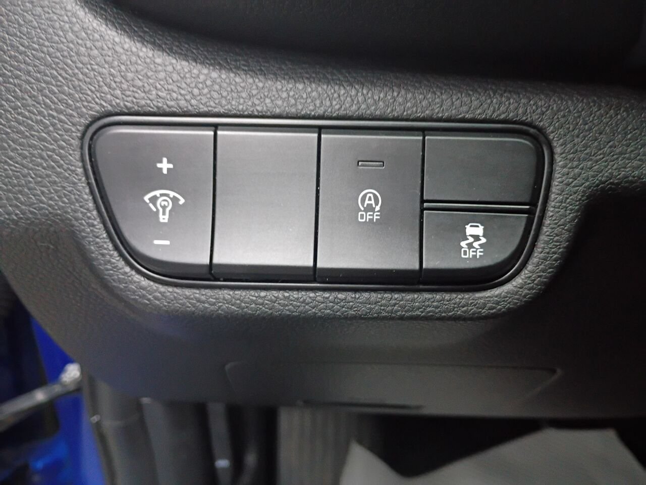 2024 Kia Seltos Blue Blainville - photo #19