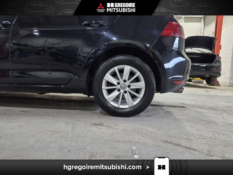 2016 Volkswagen Golf Black Laval - photo #11