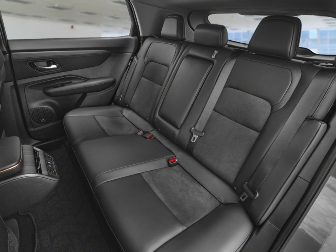 Nissan ARIYA 2026 Blanc Everest nacré triple couche Saint-Basile-le-Grand - photo #7