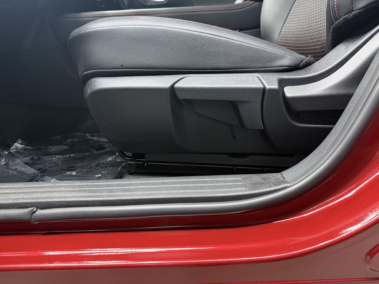2026 Nissan Kicks Red Blainville - photo #18